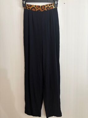 VINTAGE 1980s/90s RESOURCE High Waisted Leopard top slacks with pockets - Size 4